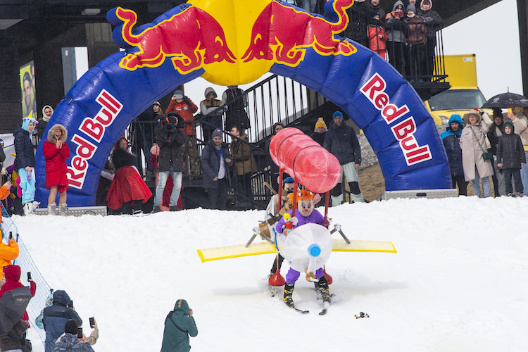 Яркое закрытие 15-го юбилейного горнолыжного сезона!