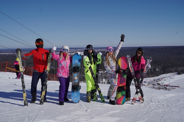 Взрослый, группа из 3 или более* 1 час 4 100 ₽ / 5 000 ₽